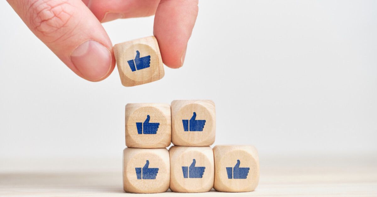 Wooden blocks with thumbs up