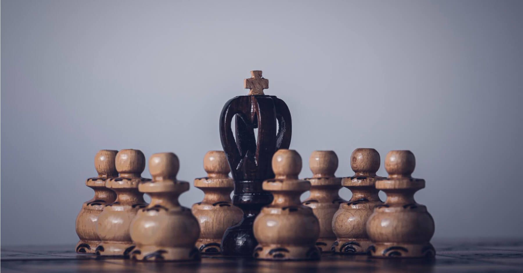 White chess pawns and pieces