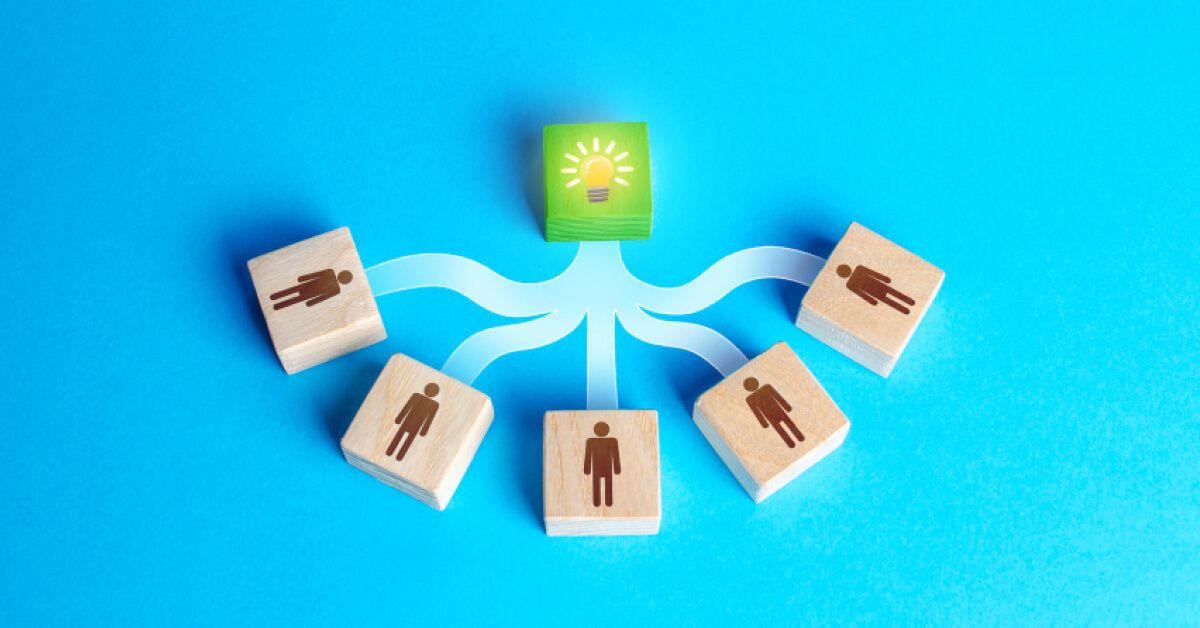 Employees giving idea