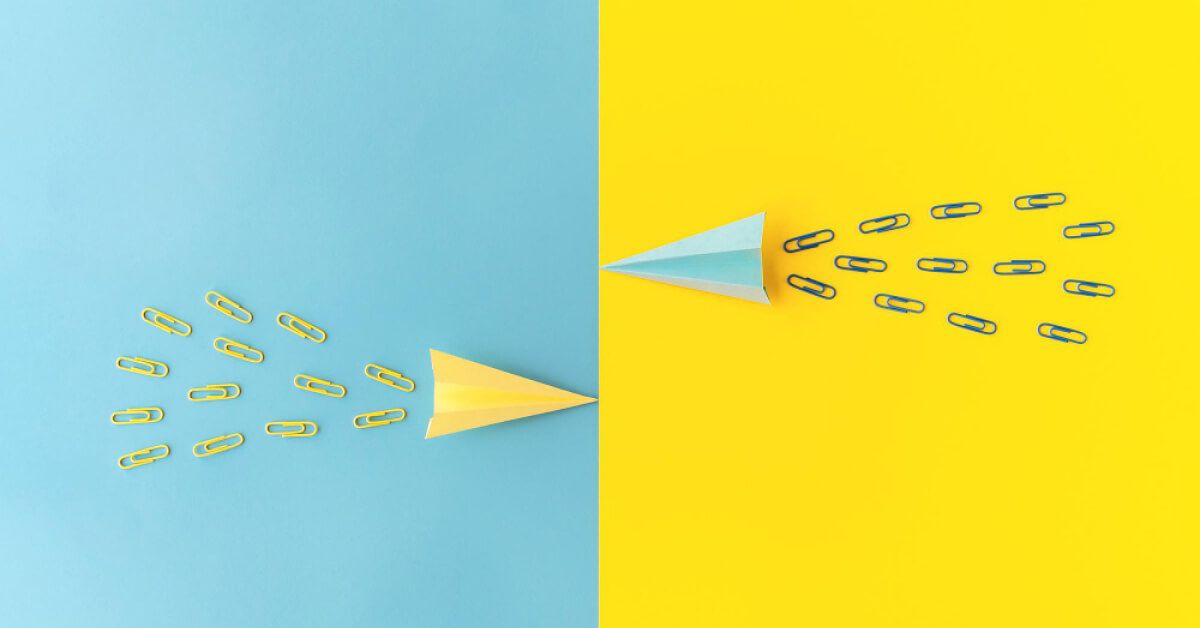 Two colours of paper jets and clips in yellow and blue