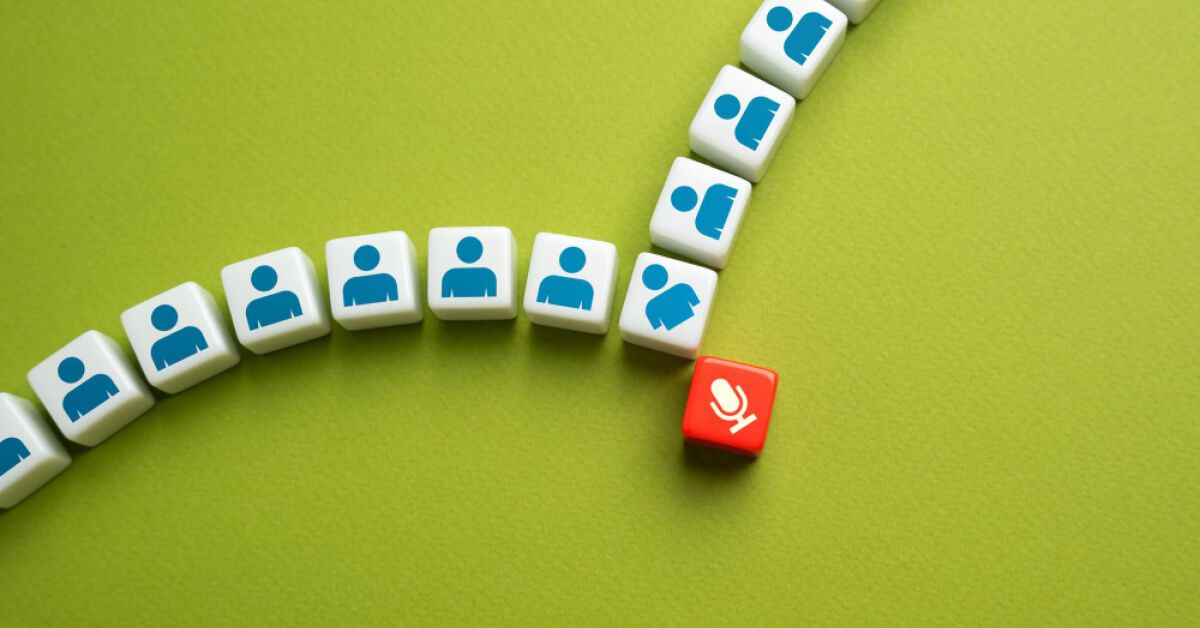 Plastic blocks of employees voicing out