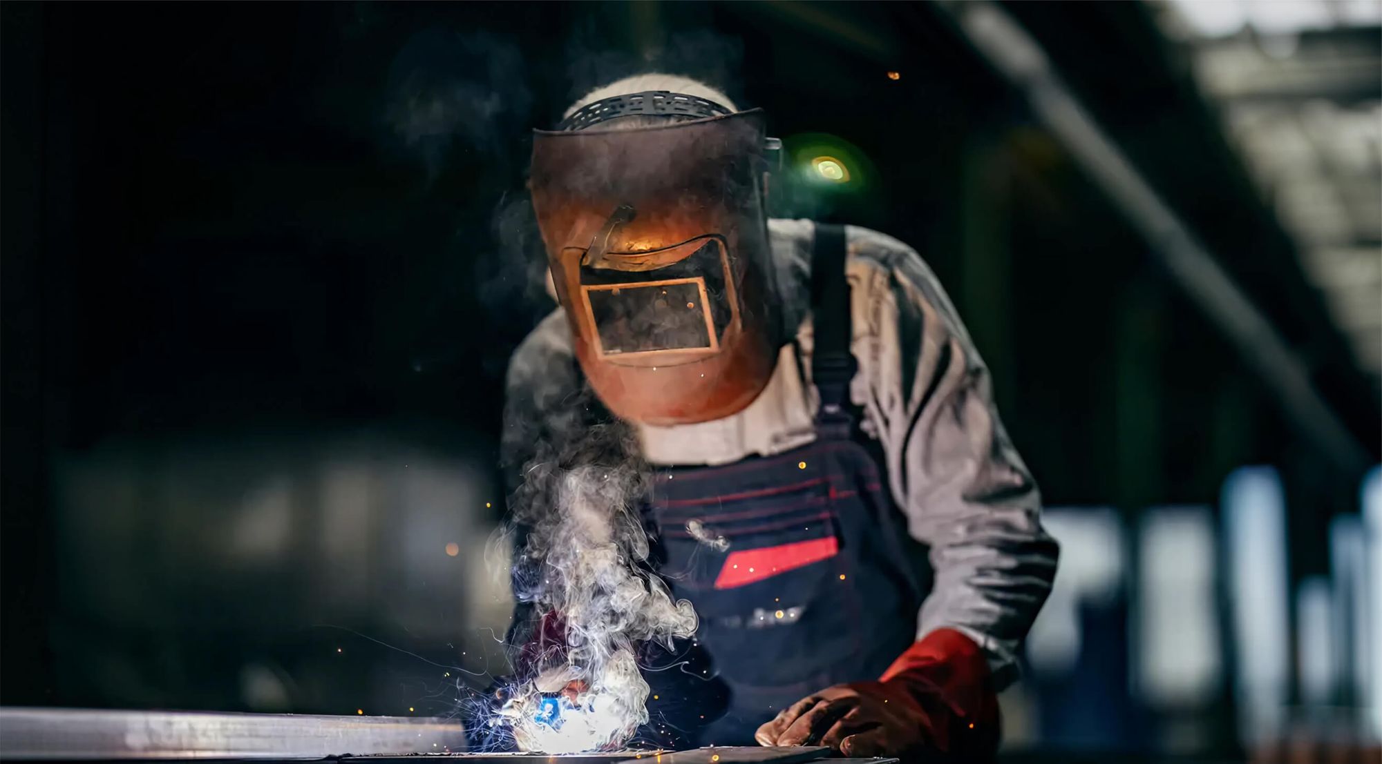 15 Manufacturing workforce communication challenges holding back today’s factories