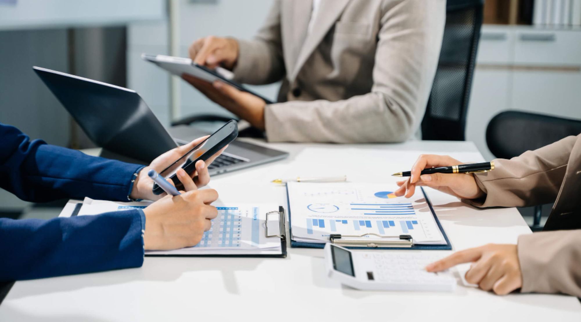 9 Key roles of managers in banking employee engagement: Trust, performance, retention