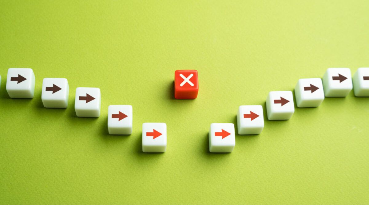 What are common mistakes when reading eNPS dashboards?