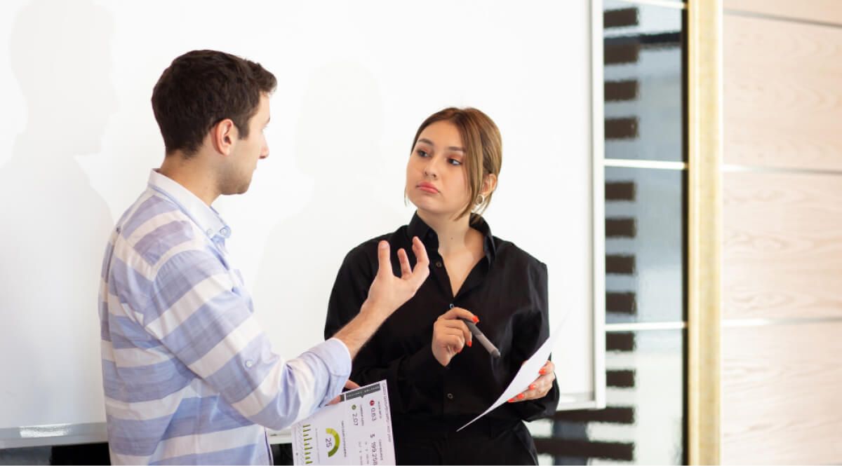 What is an employee listening maturity model?