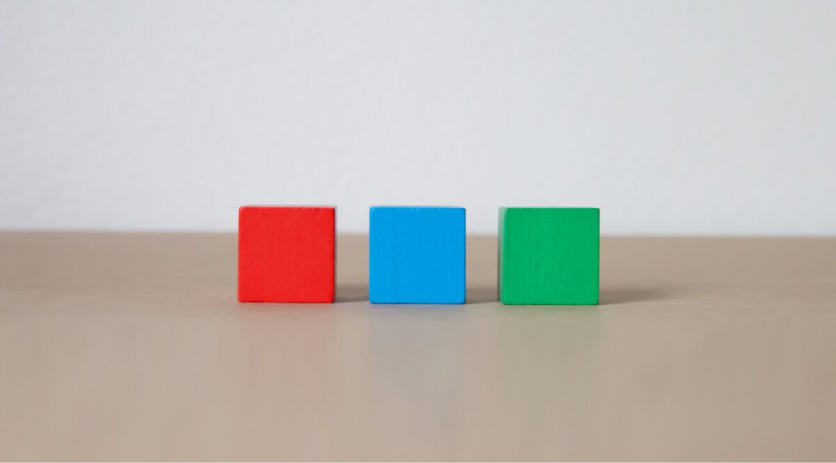 3 blocks - red, blue and green