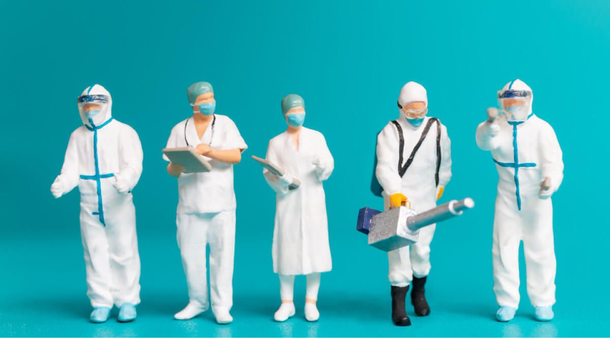 Miniature healthcare staff dolls