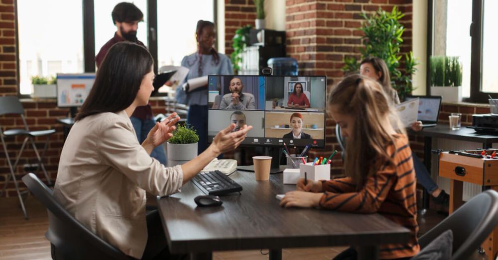 Top 55+ employee connection ideas to try at your workplace in 2025