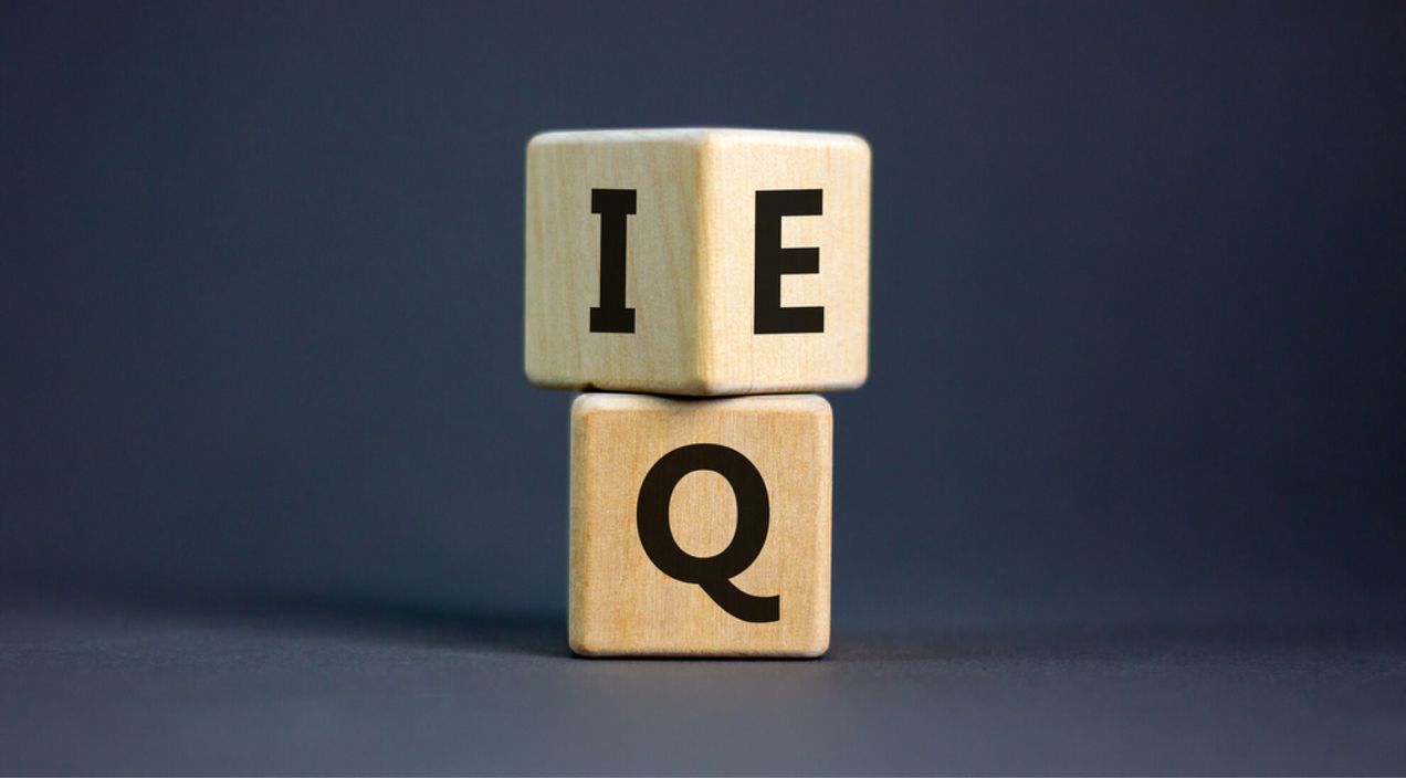 Emotional intelligence training for employees: How to implement it effectively in 2024