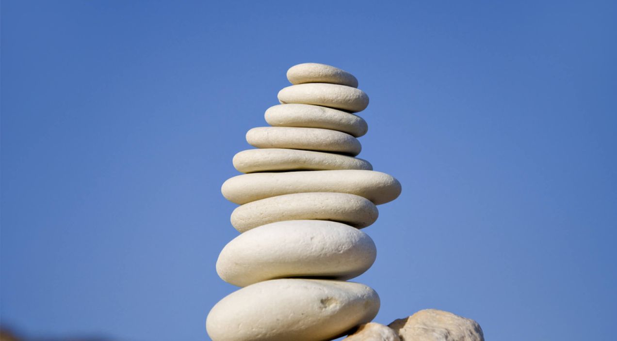 How to pick the perfect employee survey format for maximum insights in 2025 (With 25+ examples)