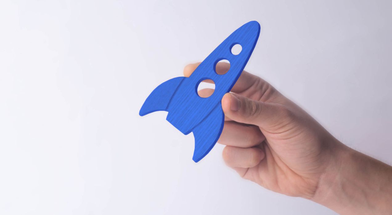 25+ Best HRIS systems for small businesses to simplify HR in 2025