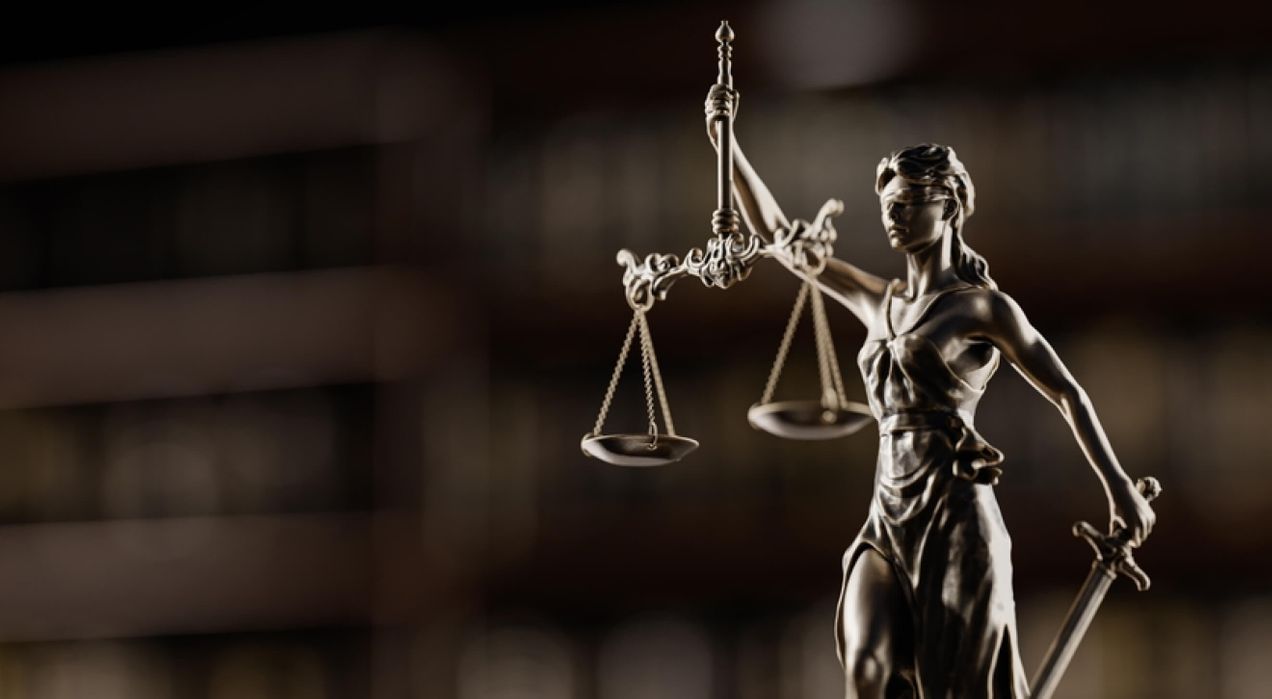 What is ethical leadership: 20 key characteristics for leaders to follow in 2025